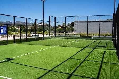 Apartamento De 3 Dormitorios Piscina Y Parking 칼페 외부 사진